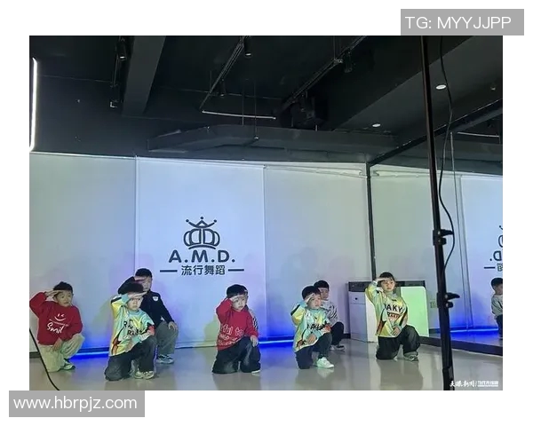 北京街舞队的节奏魅力探索与文化传承之旅 北京街舞队的节奏魅力探索与文化传承之旅