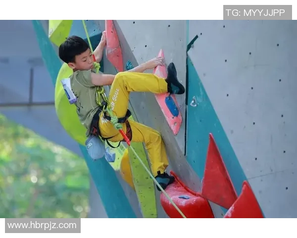 深圳攀岩队配合引发热议争议背后的团队默契与挑战