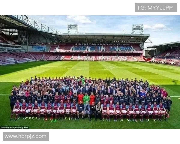 上海足球队心理素质深度对比分析及其对比赛表现的影响探讨